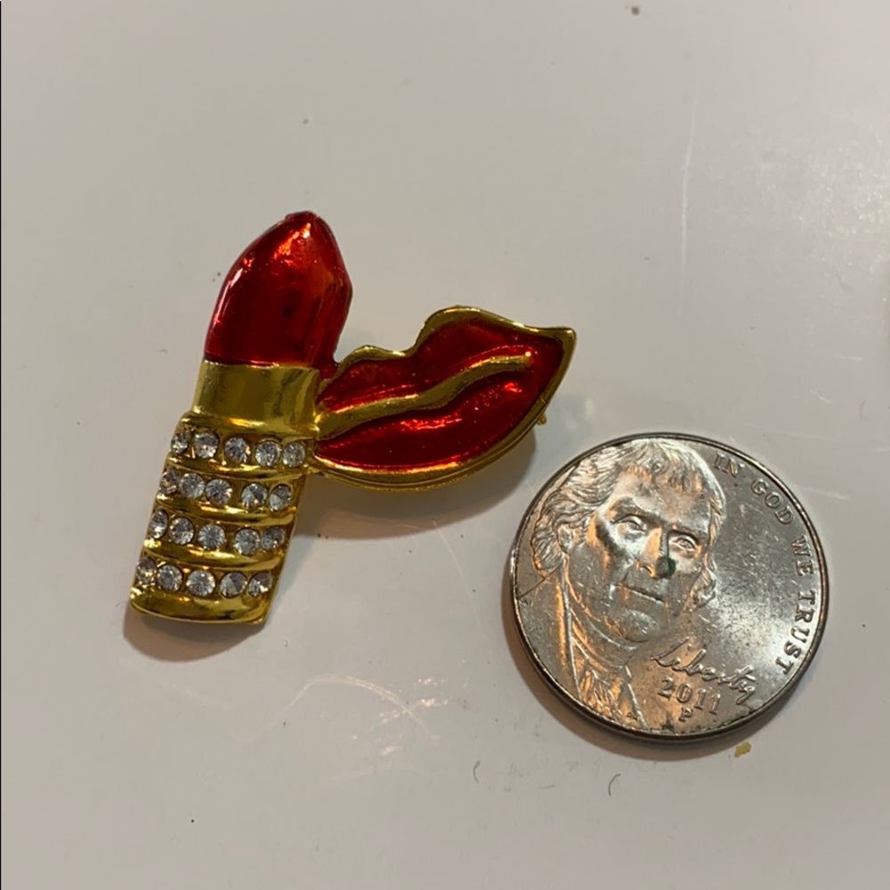 Gold and Red Lipstick and Lips Pin Vintage - Picture 3 of 4